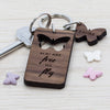 https://www.treatgifts.com/assets/images/catalog-product/butterfly-walnut-keyring--per925-001.jpg