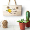 https://www.treatgifts.com/assets/images/catalog-product/easy-peasy-lemon-squeezy-wooden-hanging-sign-per3444-001.jpg